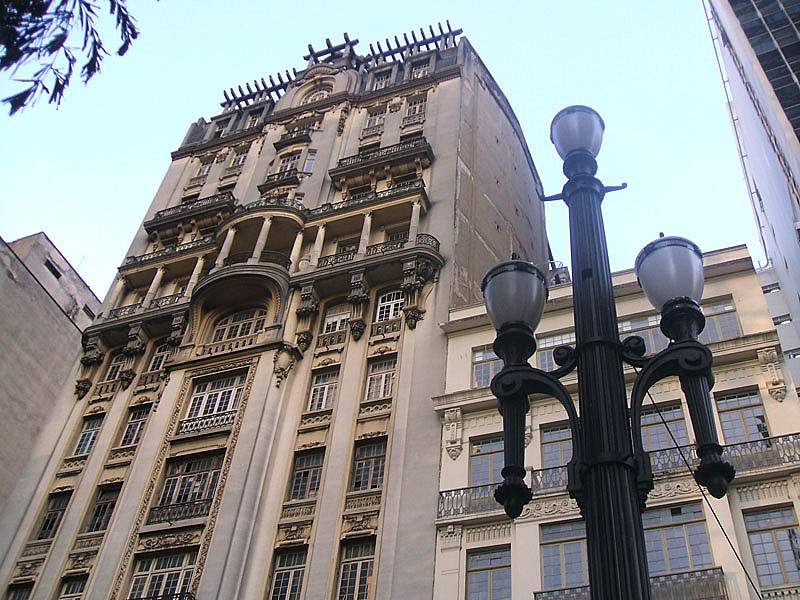 Edifício_Sampaio_Moreira